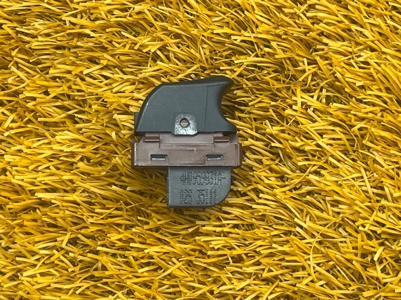 Кнопка открывания багажника, 500 рублей, Красноярск