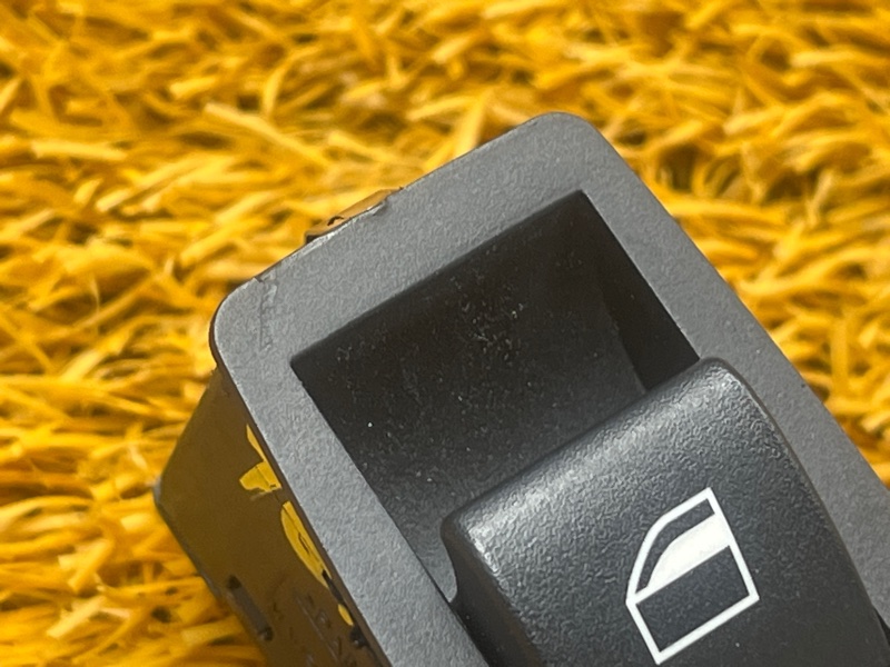 кнопка стеклоподъемника, 300 рублей, Красноярск