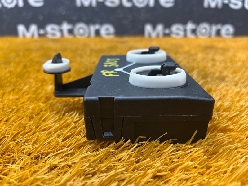 Блок управления дверью, 1000 рублей, Красноярск