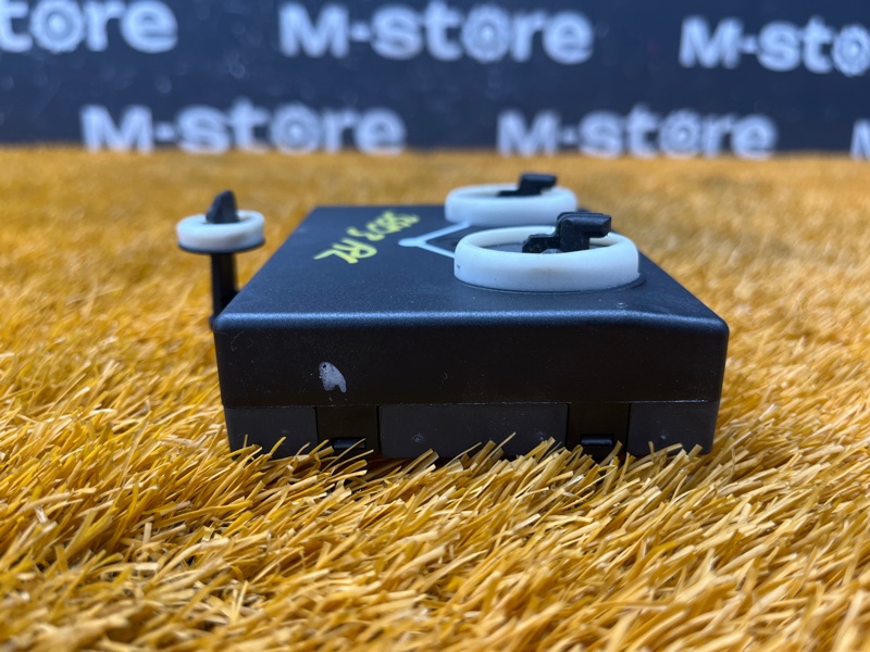 Блок управления дверью, 1000 рублей, Красноярск