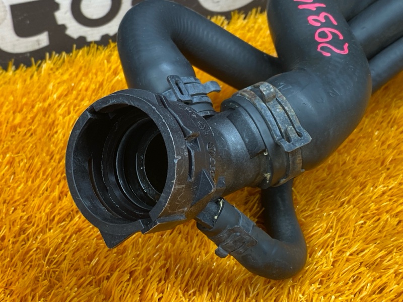 Патрубок радиатора верхний, 3200 рублей, Красноярск