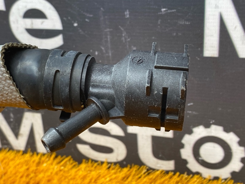 Патрубок радиатора верхний, 3200 рублей, Красноярск