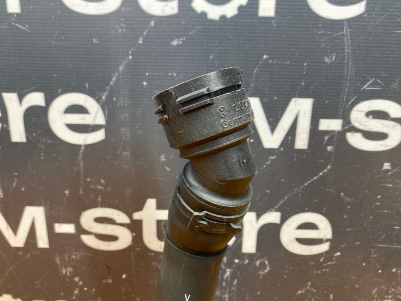 Патрубок радиатора нижний, 1000 рублей, Красноярск