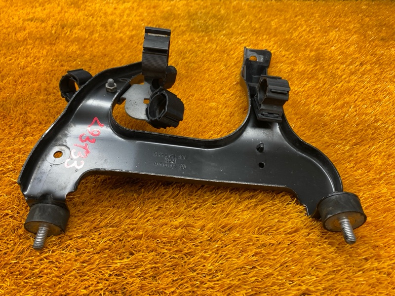 Кронштейн впускного коллектора, 300 рублей, Красноярск