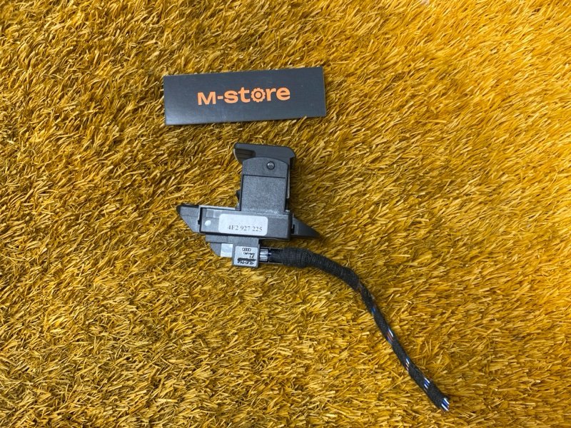 Кнопка стояночного тормоза, 500 рублей, Красноярск