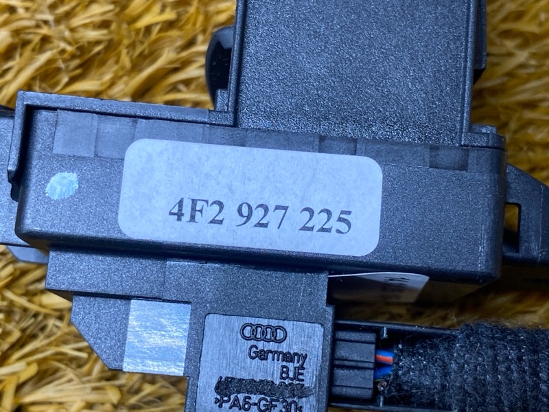 Кнопка стояночного тормоза, 500 рублей, Красноярск