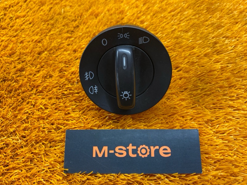 Переключатель света фар, 1000 рублей, Красноярск