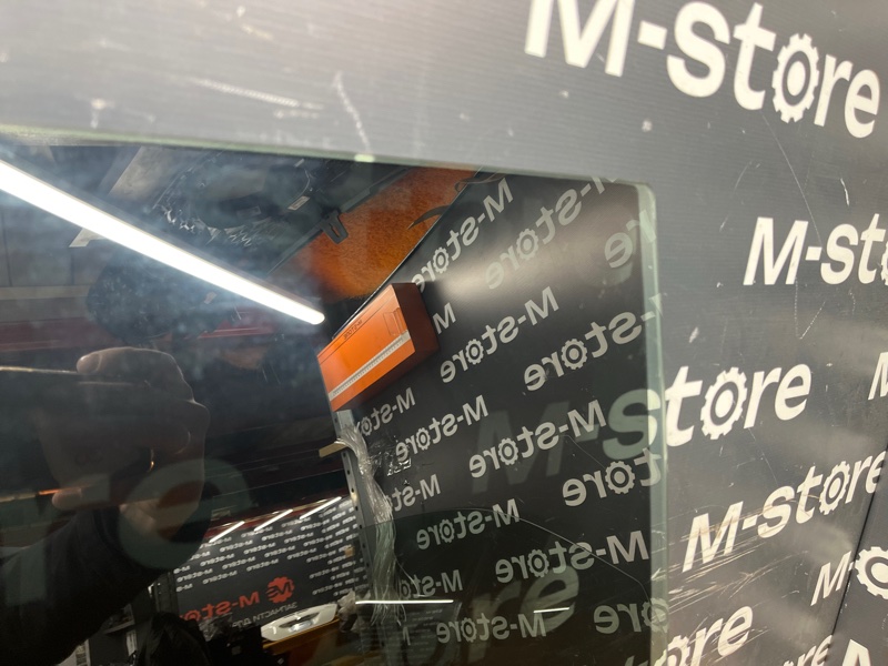 Стекло боковое, 1500 рублей, Красноярск