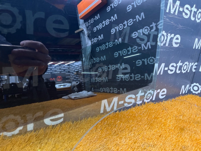 Стекло боковое, 1500 рублей, Красноярск