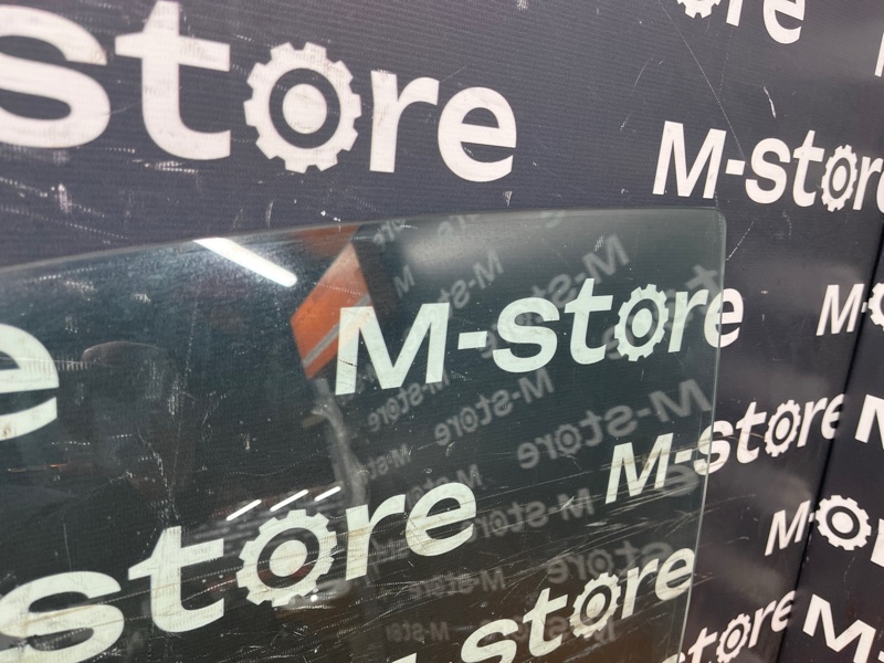 Стекло боковое, 900 рублей, Красноярск