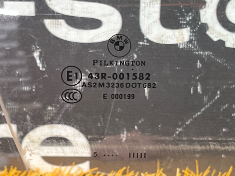 Стекло боковое, 1000 рублей, Красноярск