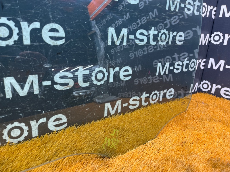 Стекло боковое, 2000 рублей, Красноярск