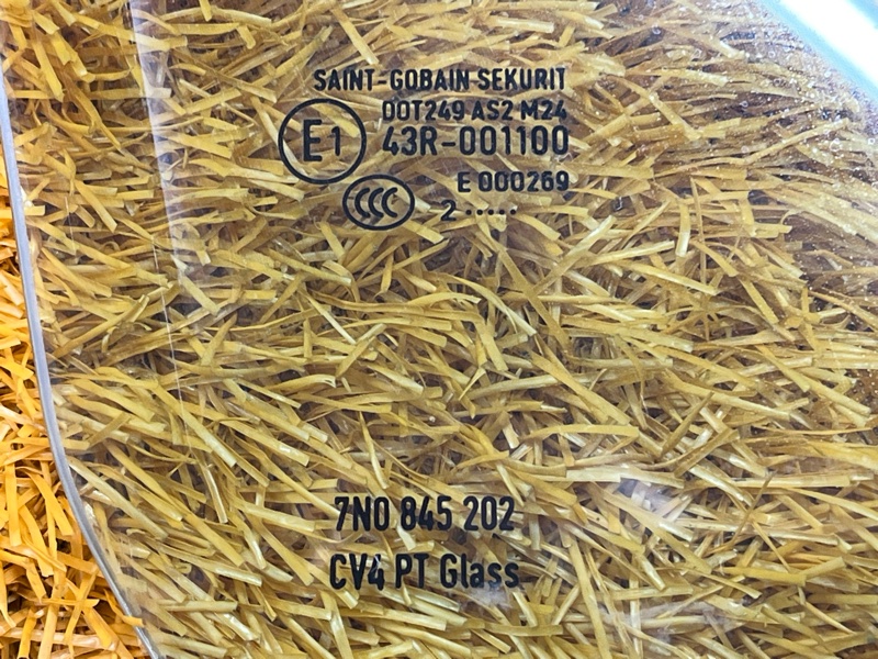 Стекло боковое, 2000 рублей, Красноярск