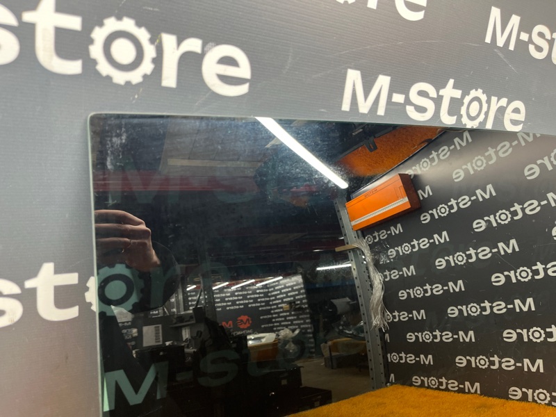 Стекло боковое, 1900 рублей, Красноярск