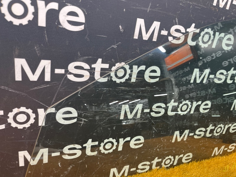 Стекло боковое, 7500 рублей, Красноярск