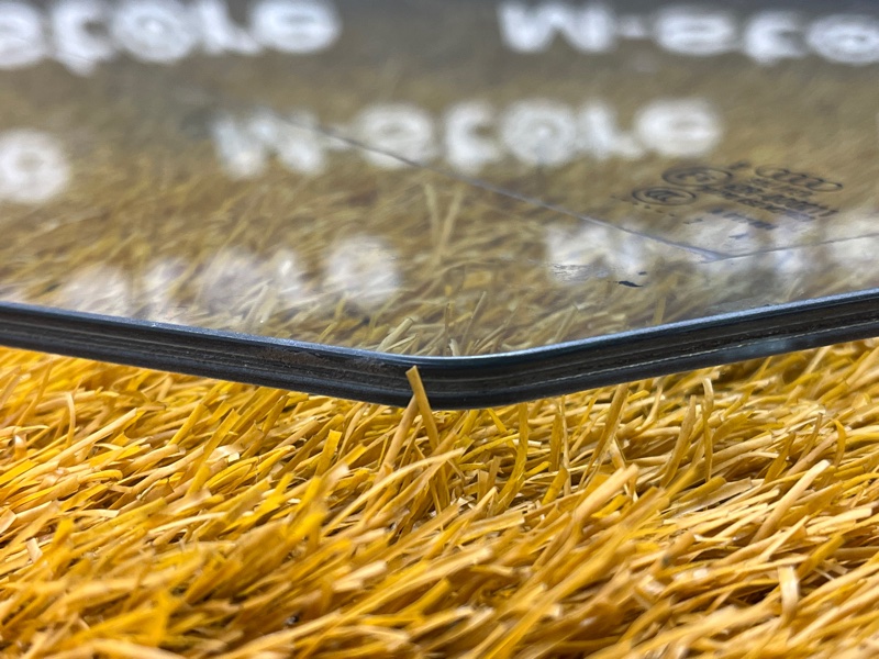 Стекло боковое, 7500 рублей, Красноярск