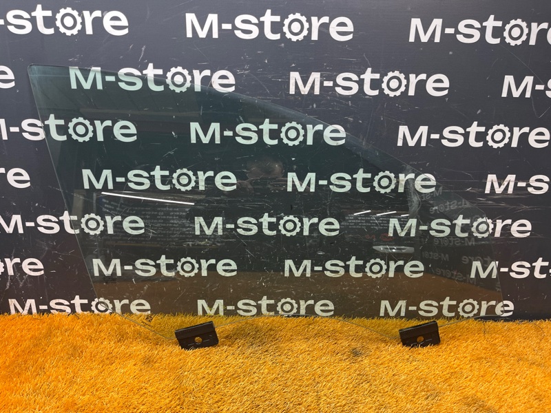 Стекло боковое, 7500 рублей, Красноярск