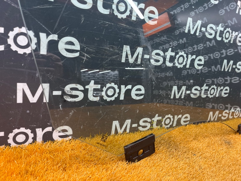 Стекло боковое, 7500 рублей, Красноярск