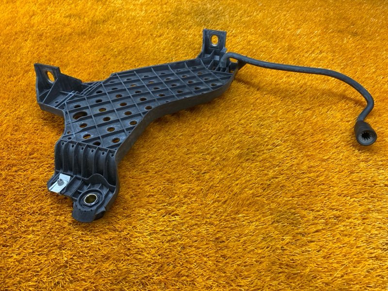 кронштейн фары, 4000 рублей, Красноярск