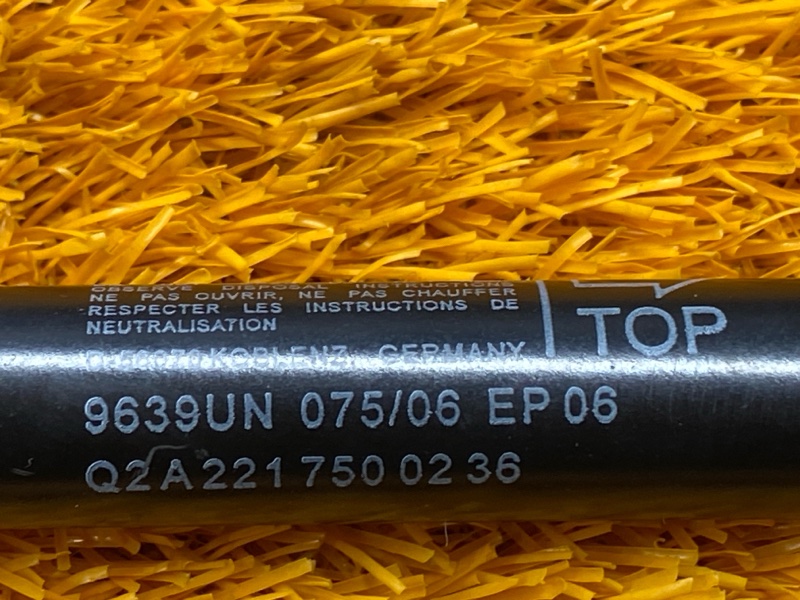 амортизатор багажника, 500 рублей, Красноярск