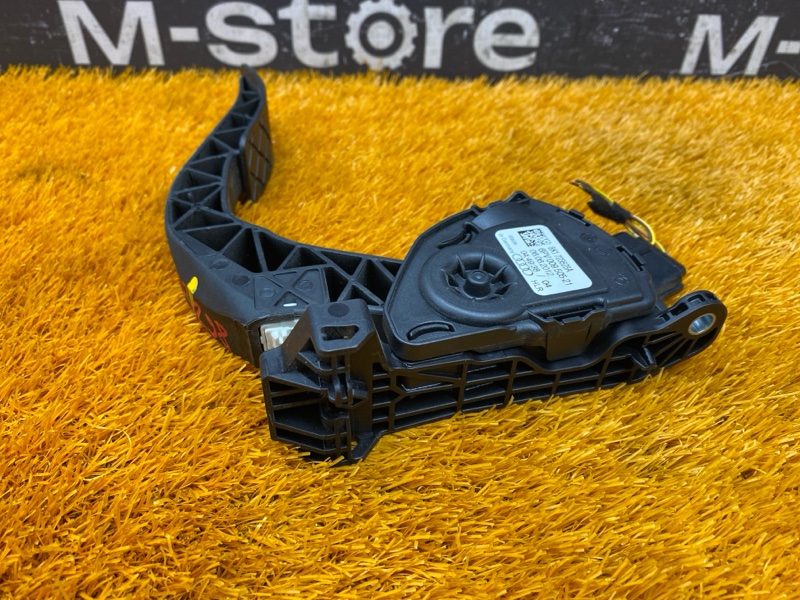 педаль газа, 500 рублей, Красноярск