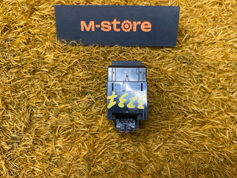 Кнопка подогрева сидений, 500 рублей, Красноярск