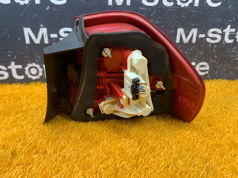 Фонарь задний, 1000 рублей, Красноярск