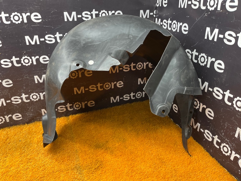 подкрылок, 700 рублей, Красноярск