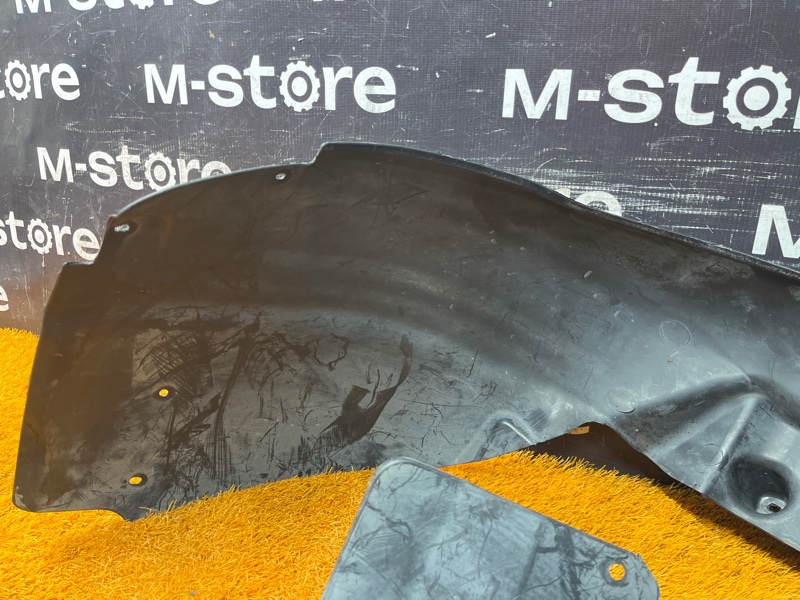 подкрылок, 2500 рублей, Красноярск