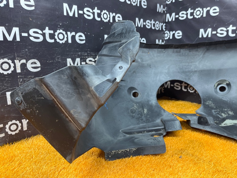 подкрылок, 7000 рублей, Красноярск