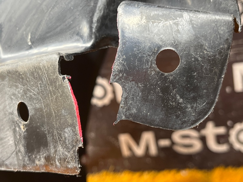 подкрылок, 1300 рублей, Красноярск