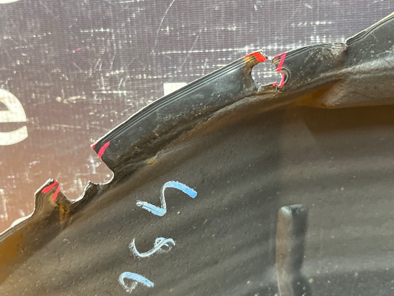 подкрылок, 800 рублей, Красноярск