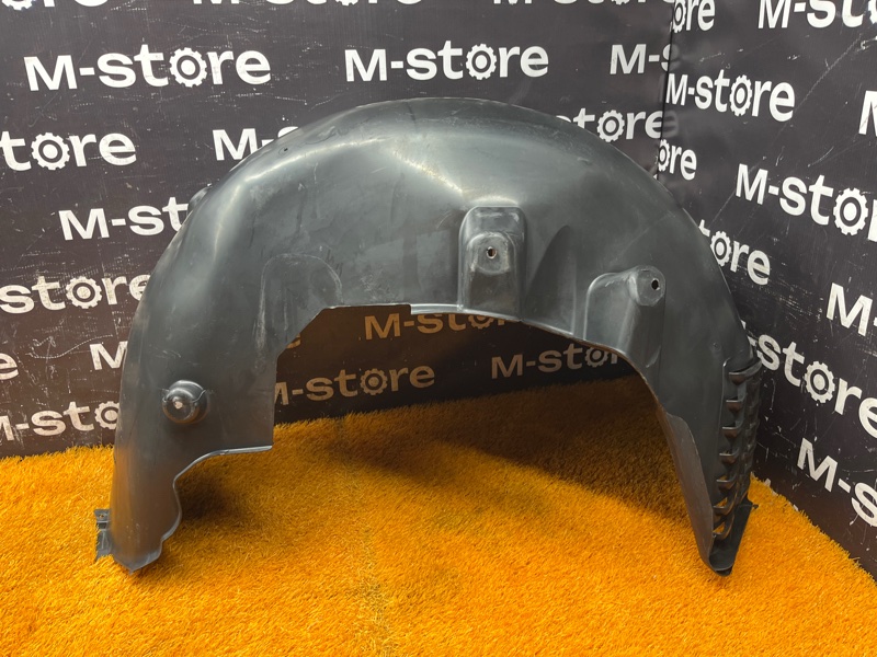 подкрылок, 4000 рублей, Красноярск