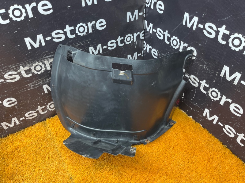 подкрылок, 3000 рублей, Красноярск