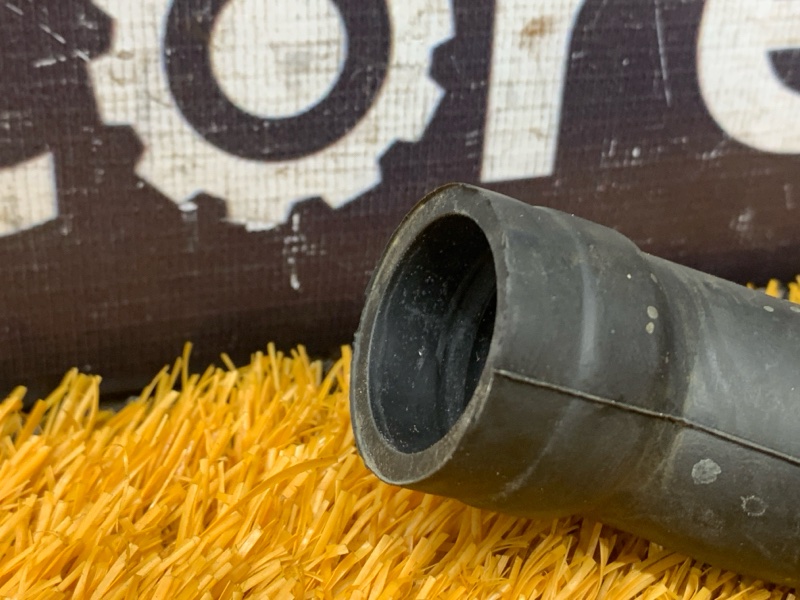 Патрубок картерных газов, 500 рублей, Красноярск