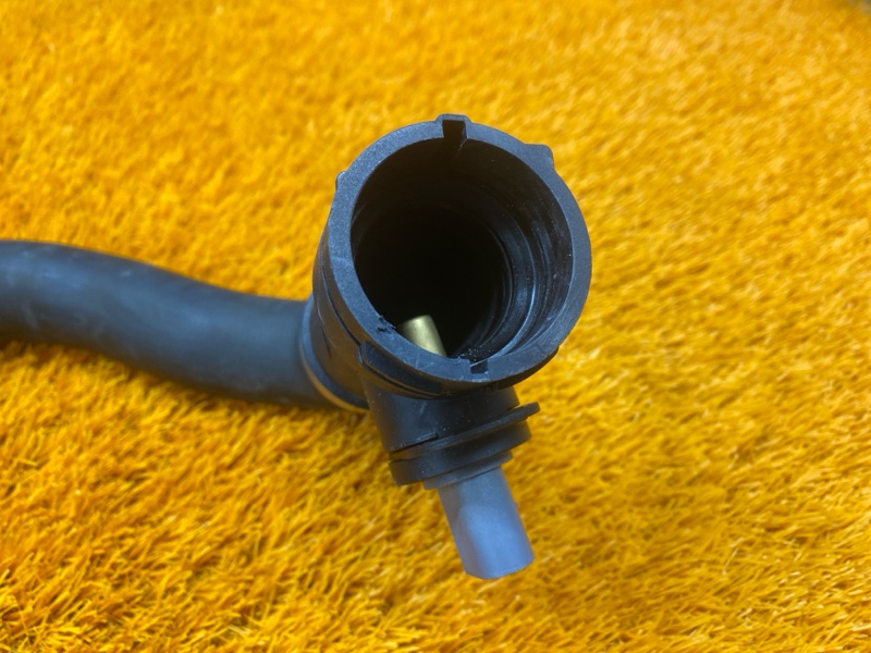 Патрубок радиатора нижний, 1000 рублей, Красноярск