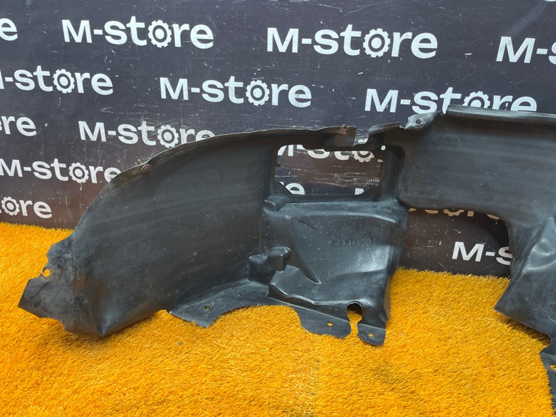 подкрылок, 1500 рублей, Красноярск