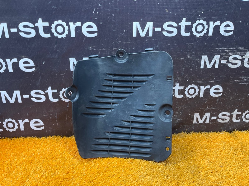 подкрылок, 300 рублей, Красноярск