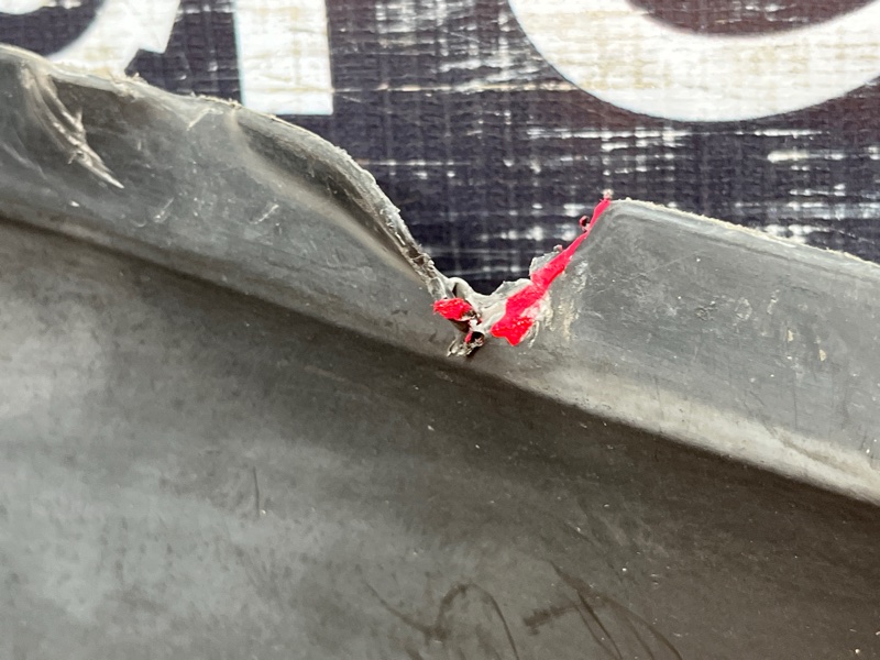 подкрылок, 300 рублей, Красноярск