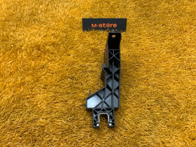 кронштейн фары, 1000 рублей, Красноярск