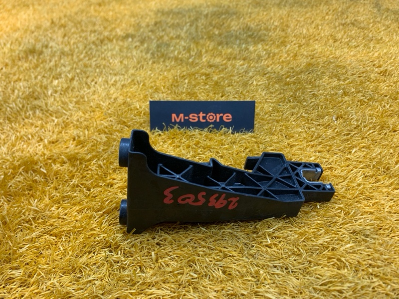 кронштейн фары, 1000 рублей, Красноярск