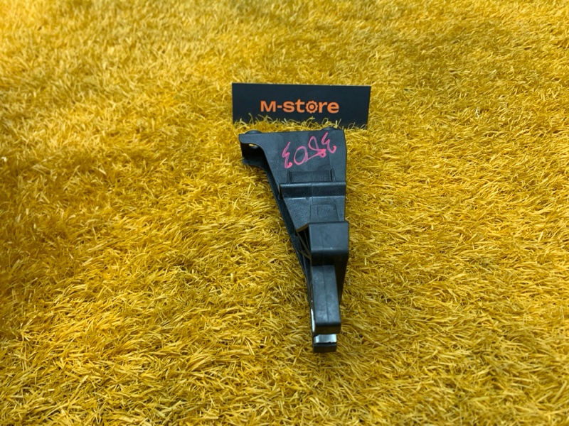 кронштейн фары, 1000 рублей, Красноярск