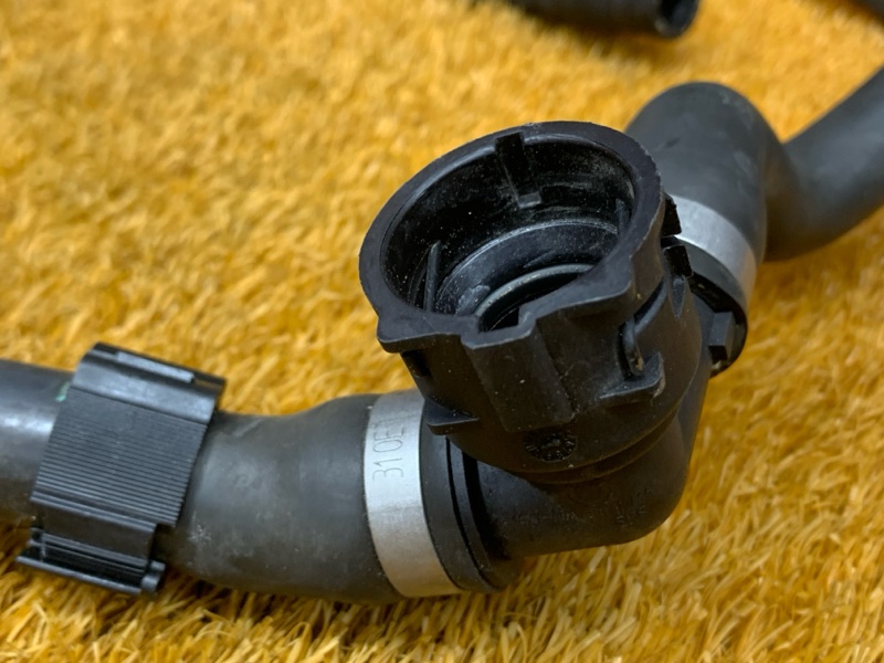 Патрубок системы охлаждения, 2700 рублей, Красноярск