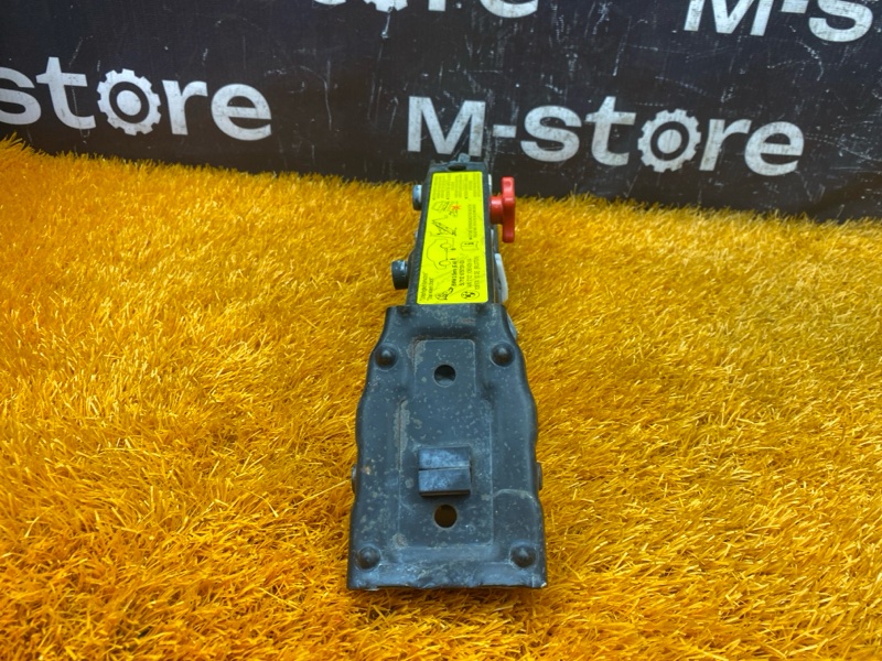 домкрат, 3000 рублей, Красноярск