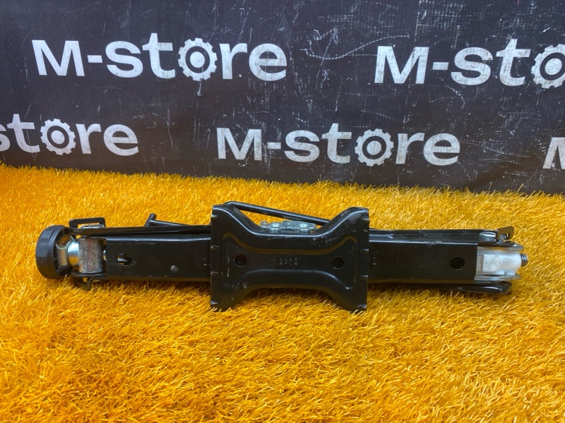 домкрат, 2500 рублей, Красноярск