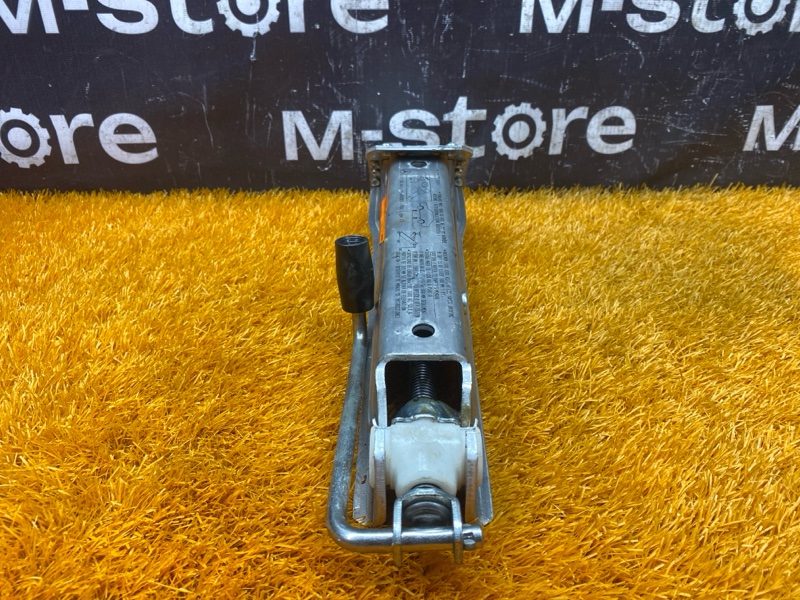 домкрат, 3000 рублей, Красноярск