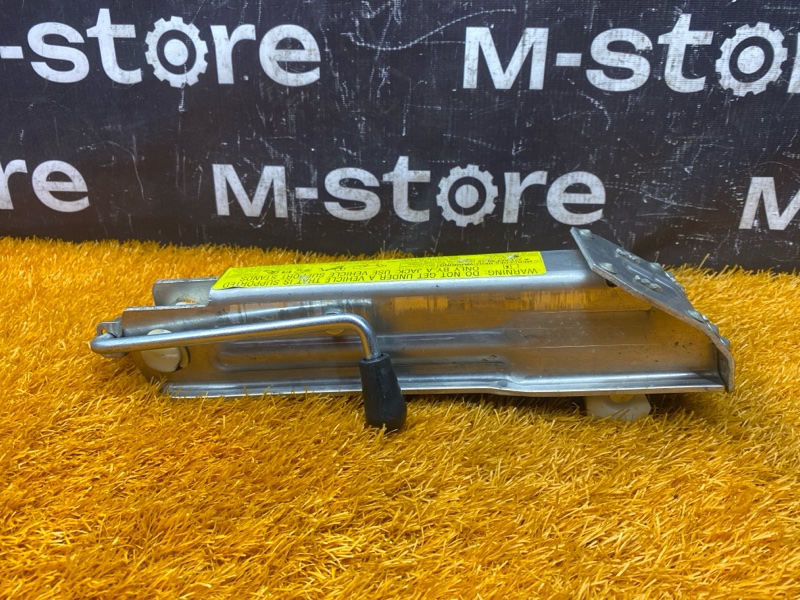 домкрат, 3000 рублей, Красноярск