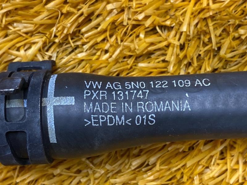 Патрубок системы охлаждения, 250 рублей, Красноярск