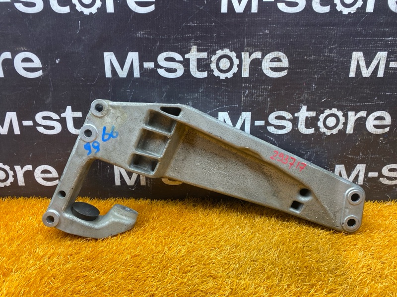 Кронштейн КПП, 500 рублей, Красноярск