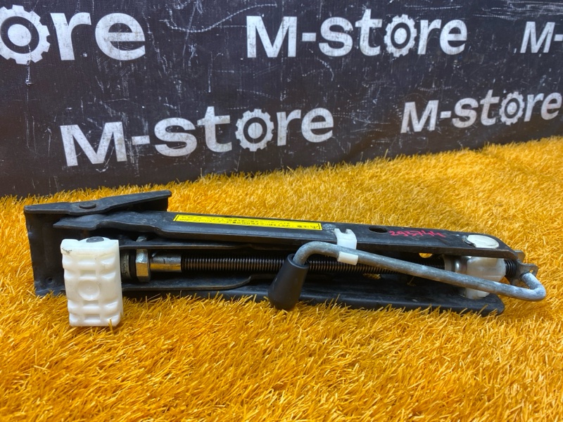 домкрат, 3000 рублей, Красноярск